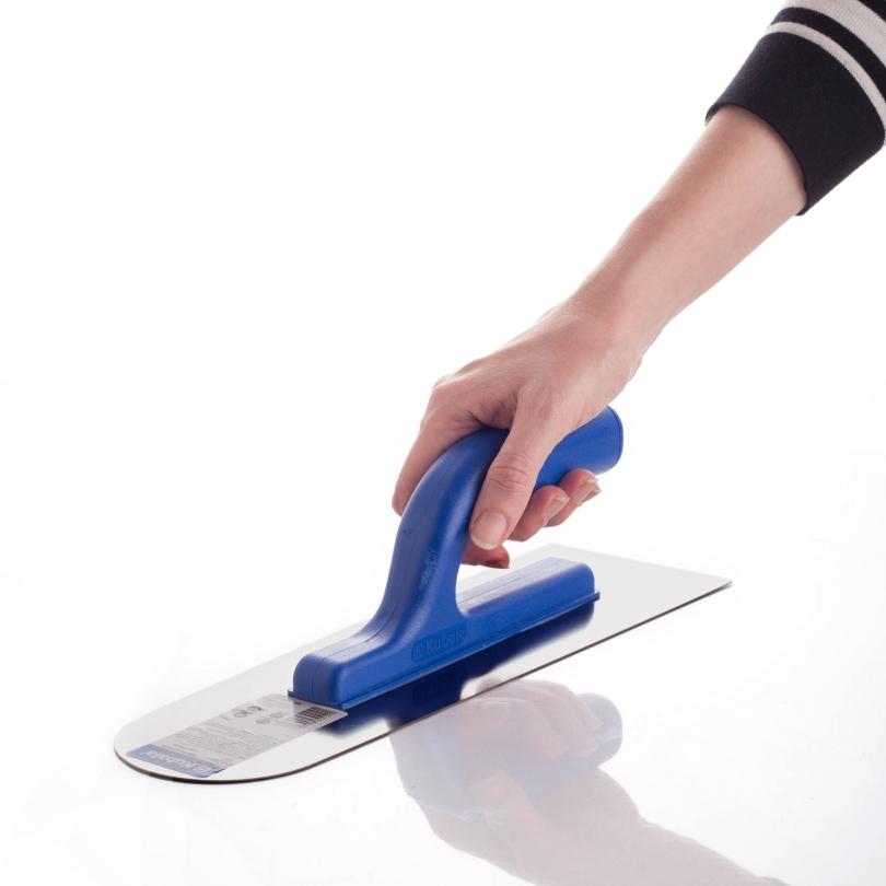 Zaobljena gleterica za kameni tepih